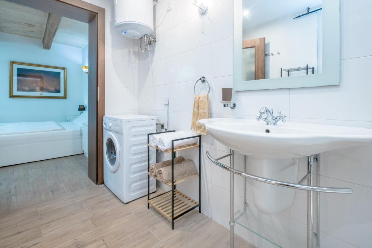 Valletta Main Street Apartment DELUXE Eksteriør bilde