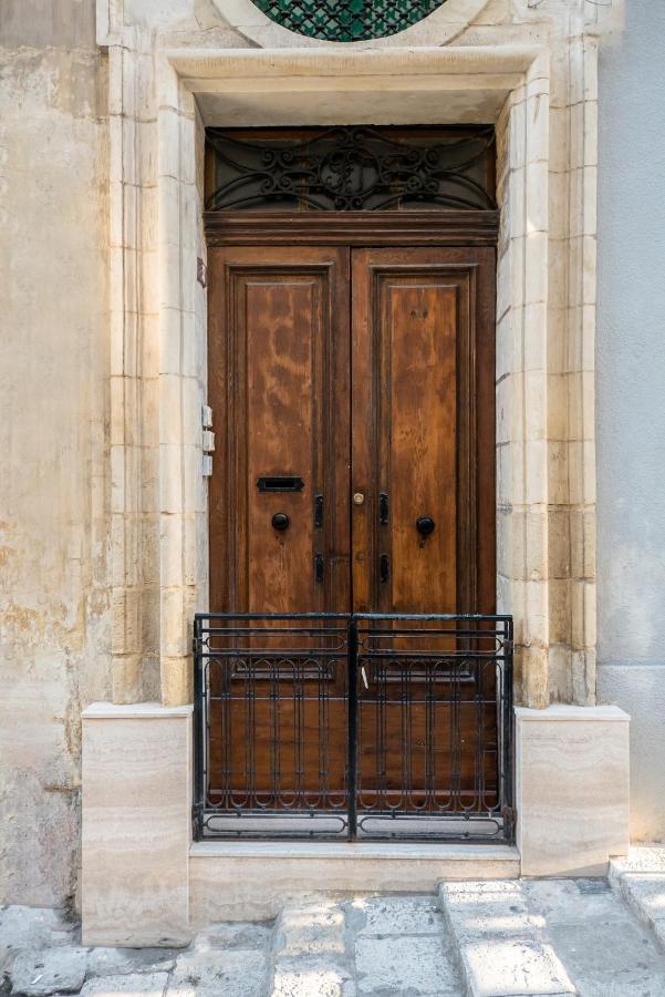 Valletta Main Street Apartment DELUXE Eksteriør bilde