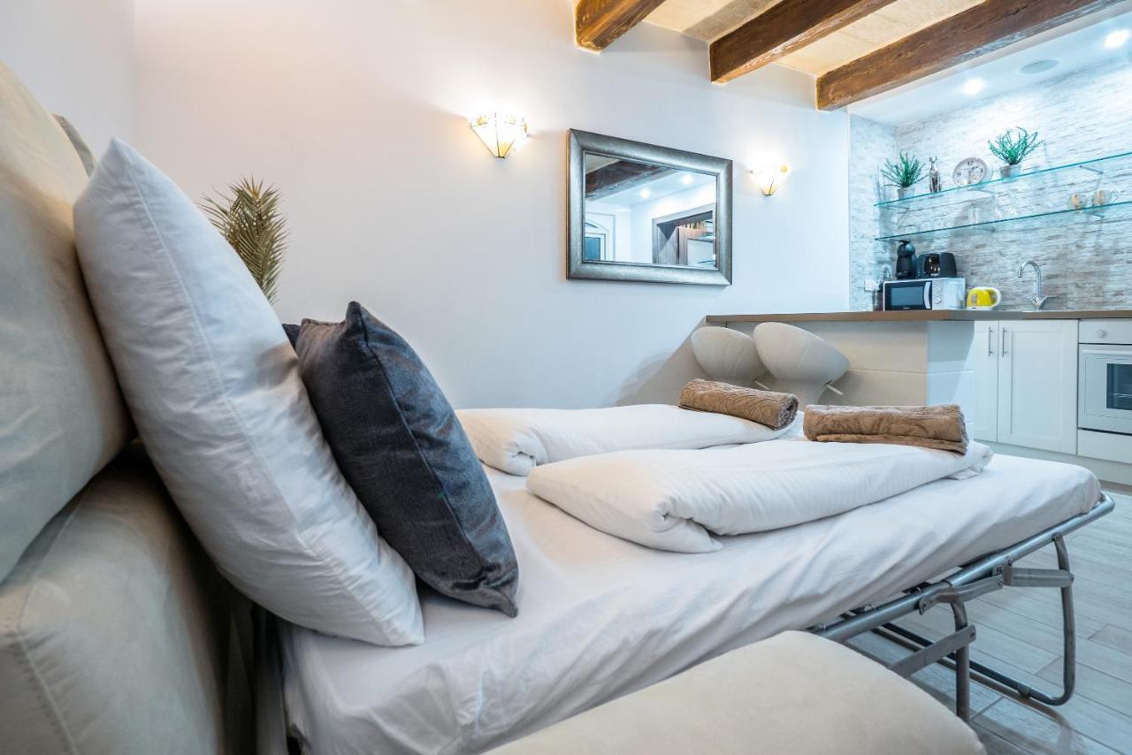 Valletta Main Street Apartment DELUXE Eksteriør bilde